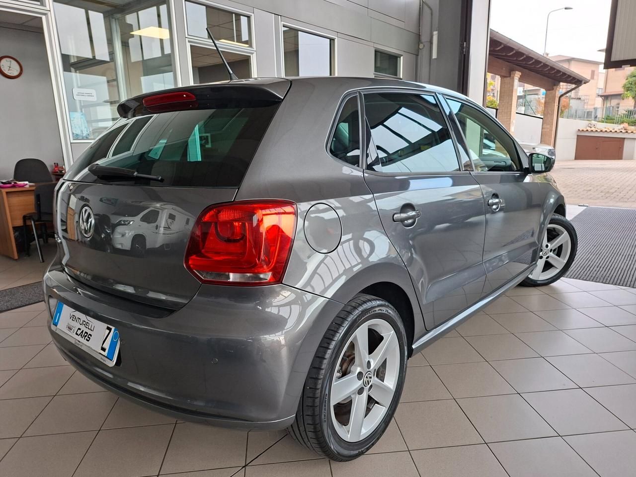 Volkswagen Polo 1.4 DSG 5 porte Highline