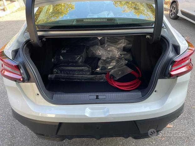 Citroën e-C4 X motore elettrico 100kW Feel Pack