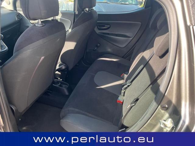 Lancia Ypsilon 1.2 69 CV 5 porte Gold