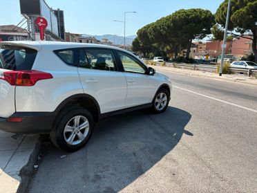 Toyota RAV 4 RAV4 2.0 D-4D 2WD