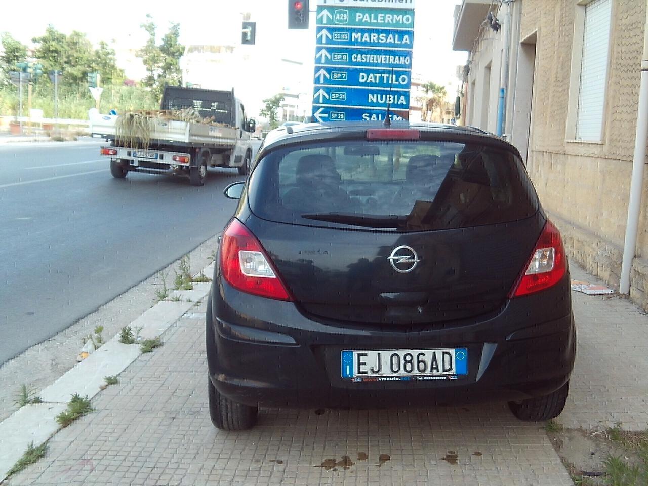 Opel Corsa 1.2 5 porte Elective