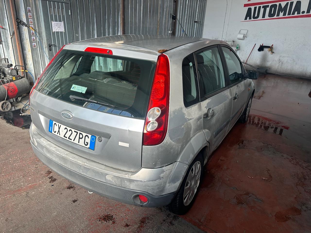 Ford Fiesta 1.2 16V 5p. Ghia