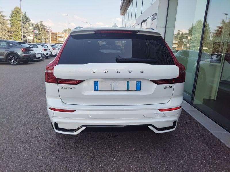 Volvo XC60 XC60 B4 (d) AWD automatico Plus Dark