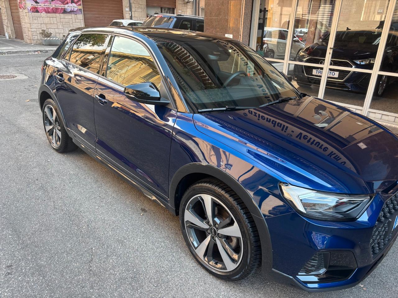 Audi A1 allstreet 30 TFSI S tronic Identity Contrast