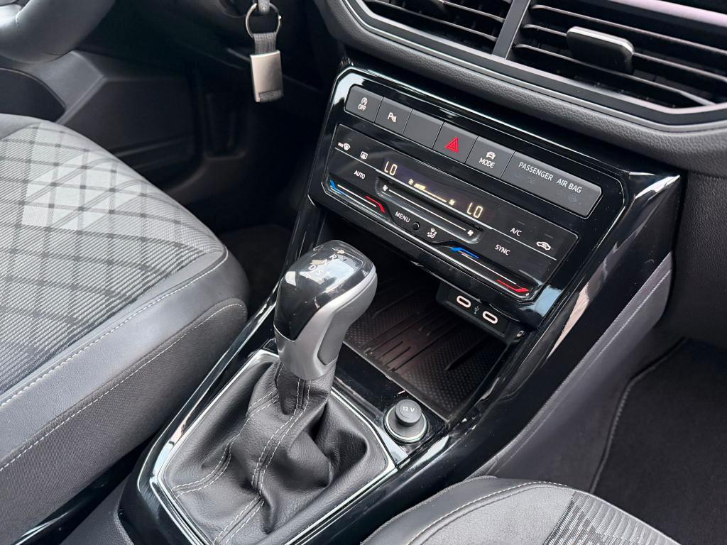 Volkswagen T-Cross 1.0 tsi R-Line 115cv