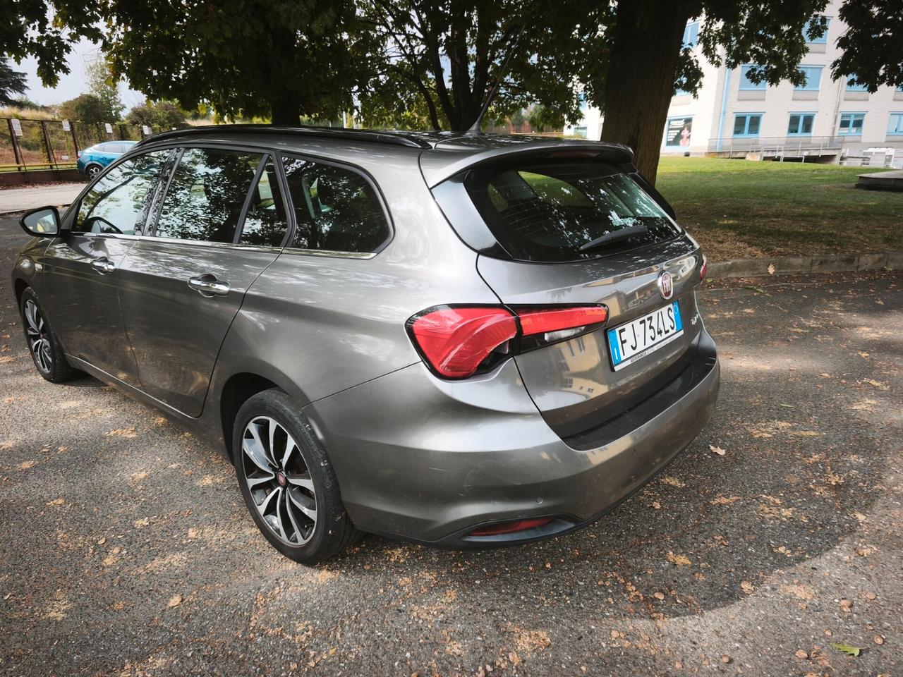 Fiat Tipo 1.6 Mjt SW Lounge 2017 euro6