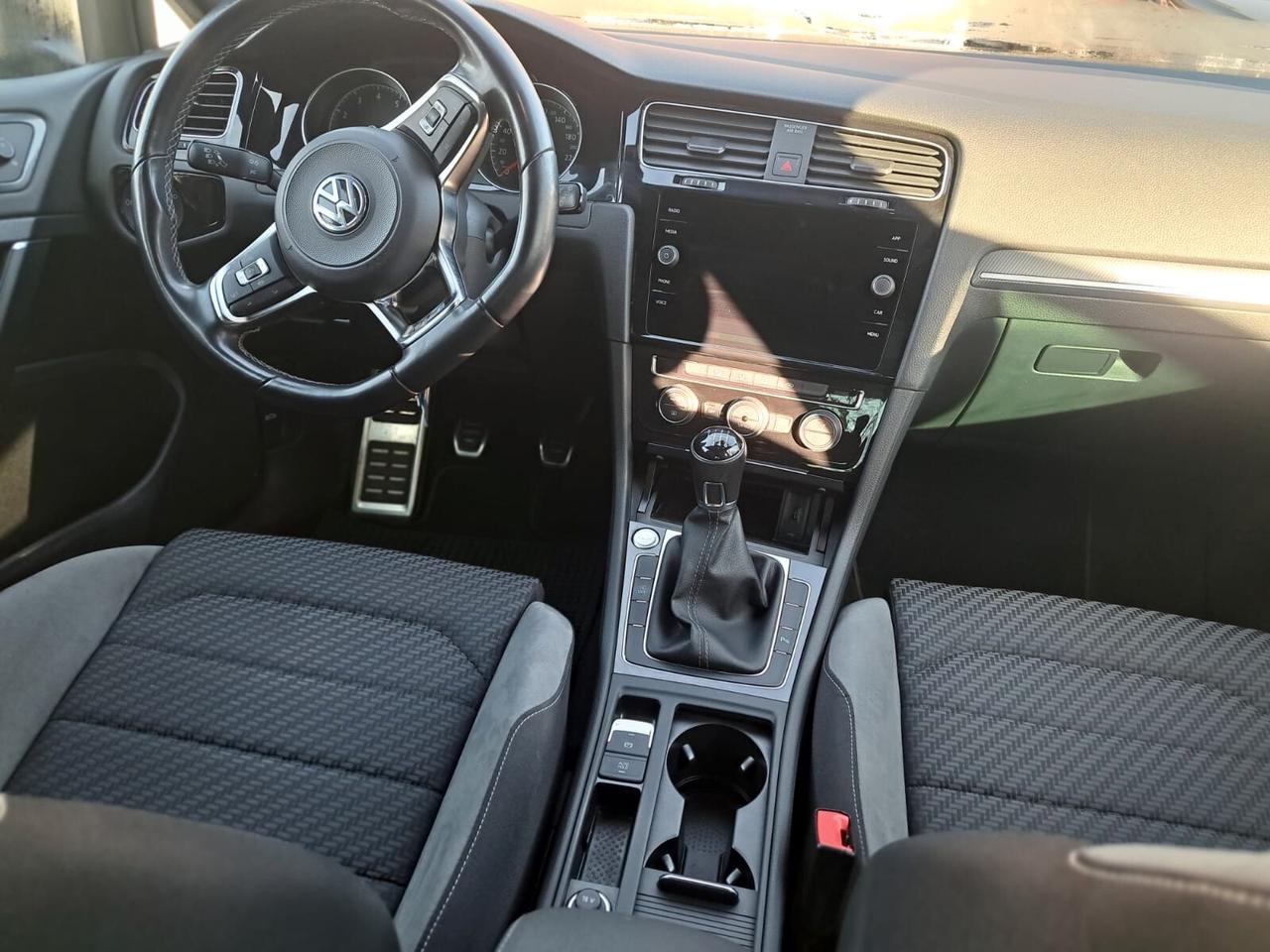 Volkswagen Golf 1.4 TSI 150 CV 5p. R-Line