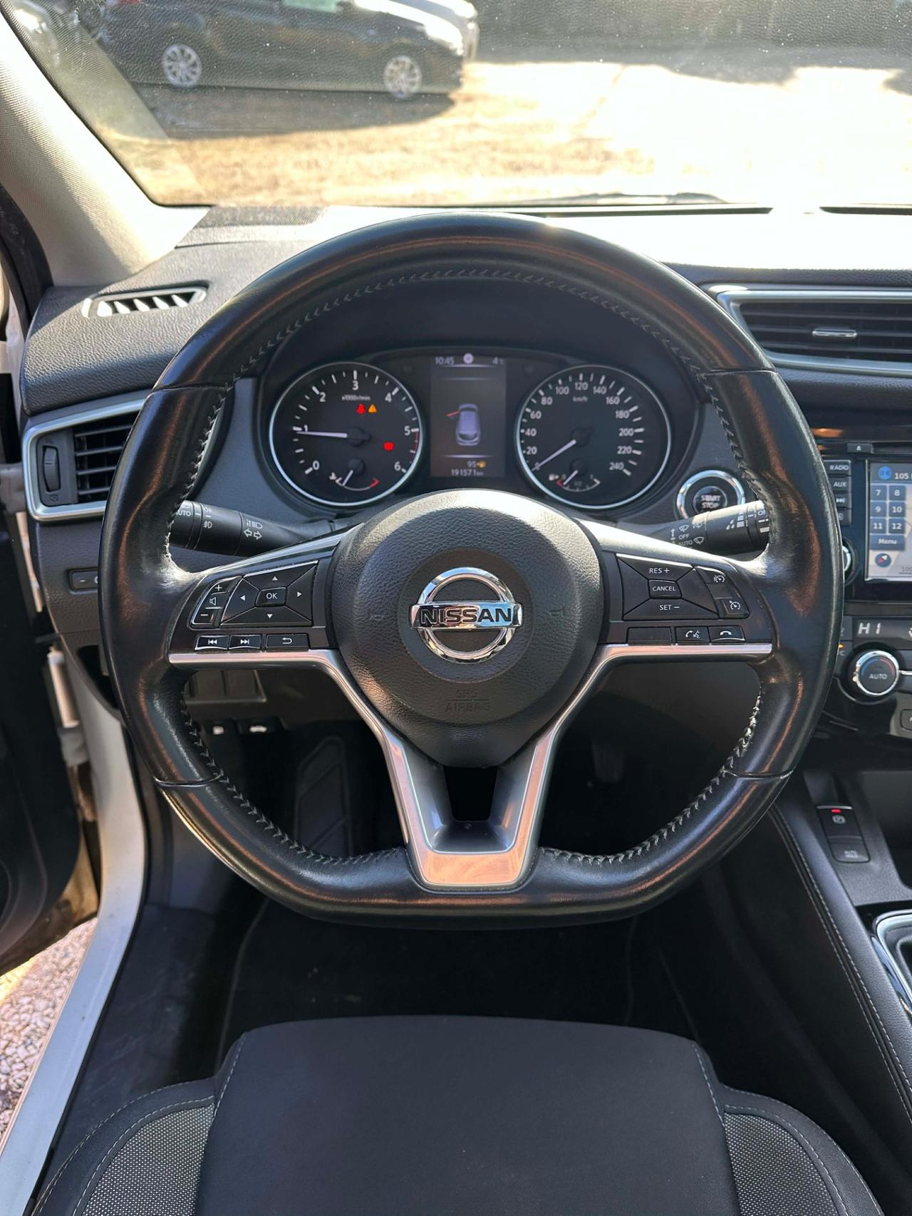 Nissan QASHQAI 1.5 dCi TEKNA EU6B TETTO FULLOPT KMCERT