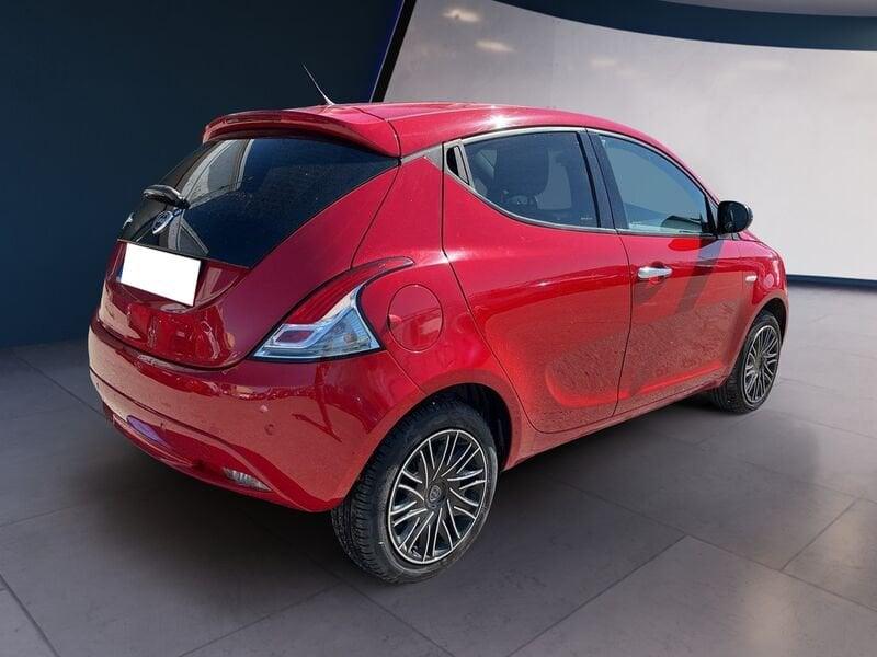 Lancia Ypsilon III 2015 1.2 Gold s&s 69cv my19