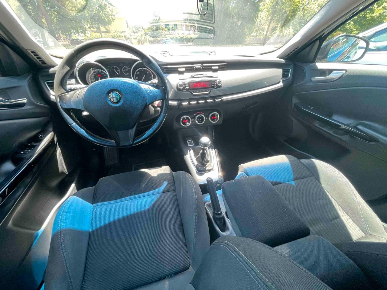 Alfa Romeo Giulietta 1.6 JTDm-2 105 CV Distinctive NEOPATENTATI