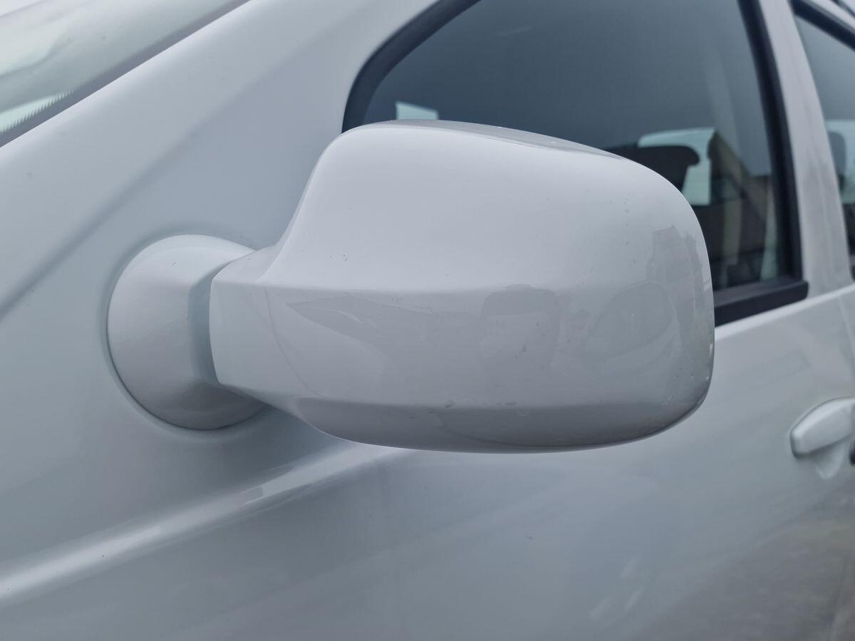 DACIA DUSTER 1.6 LAUREATE