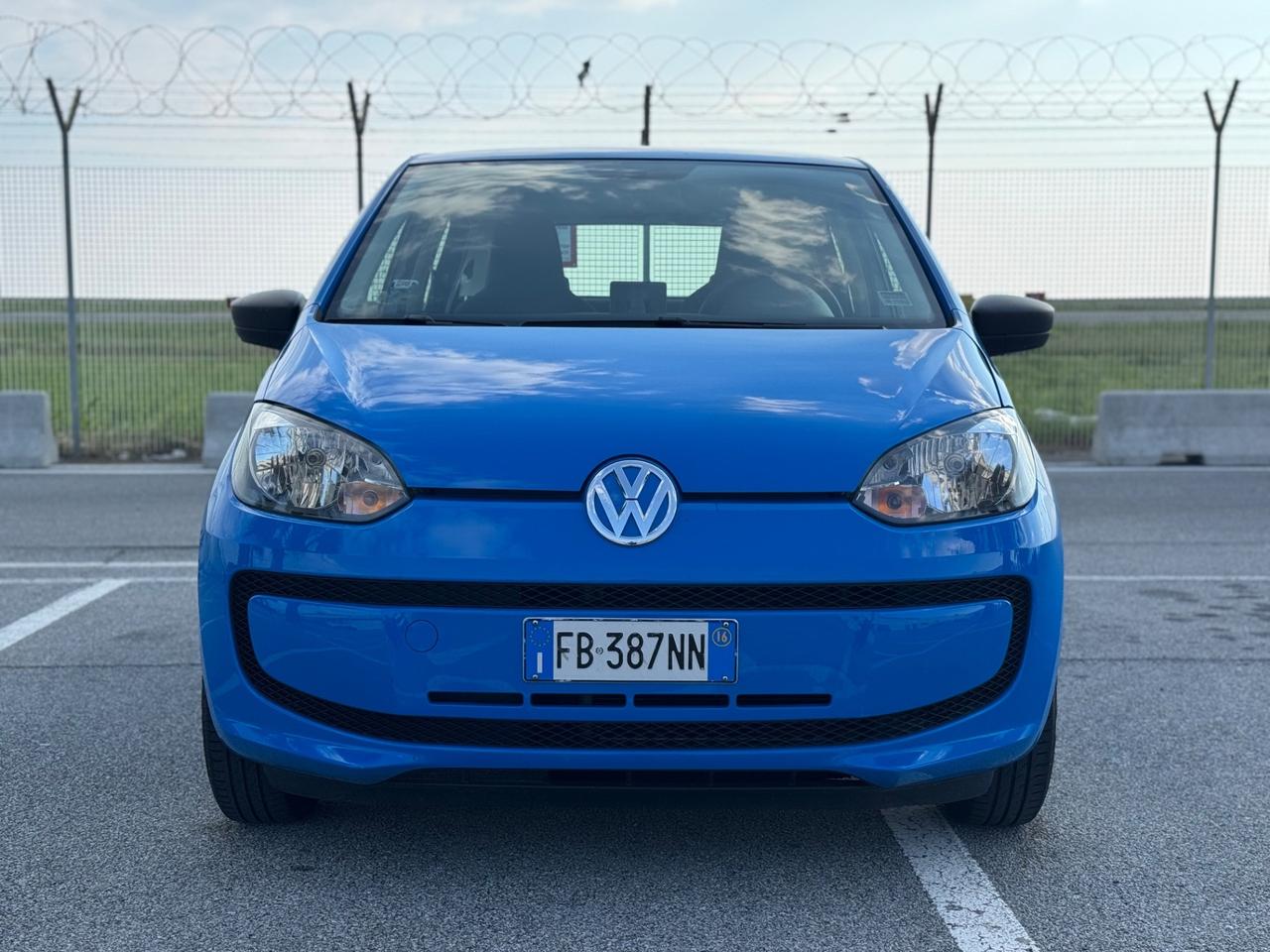 VOLKSWAGEN UP 1.0 BENZINA NEO PATENTATI KM REALI 12 MESI DI GARANZIA