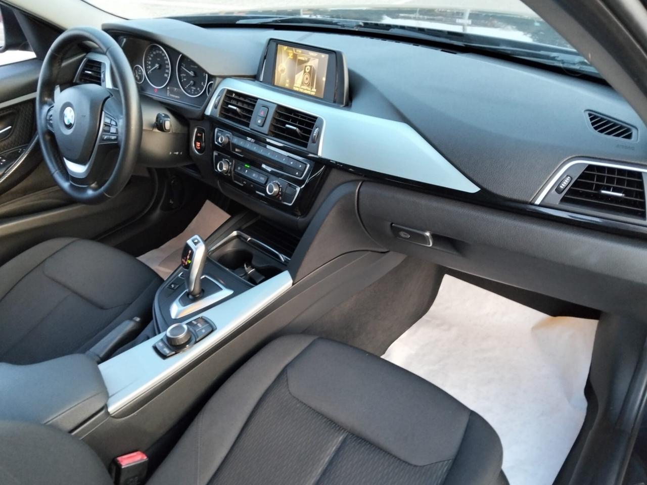 BMW 320d xDrive 190Cv*Automatic*Pdc*S&S*E6