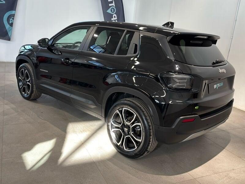 Jeep Avenger e-Hybrid 1.2 MHEV e-Hybrid Turbo Summit