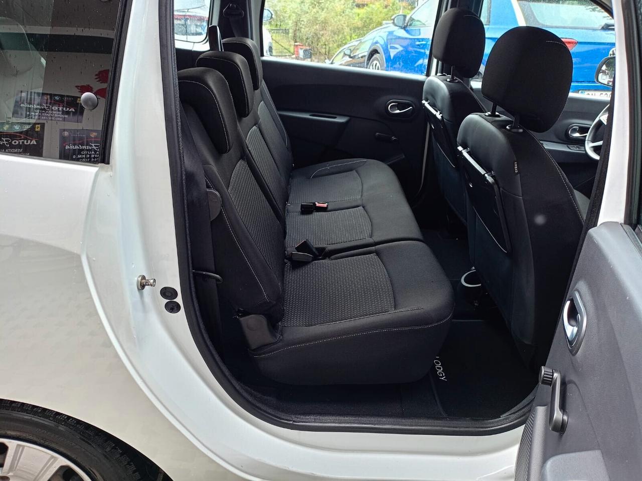 Dacia Lodgy Stepway 1.5 Blue dCi 8V 115CV 7 posti