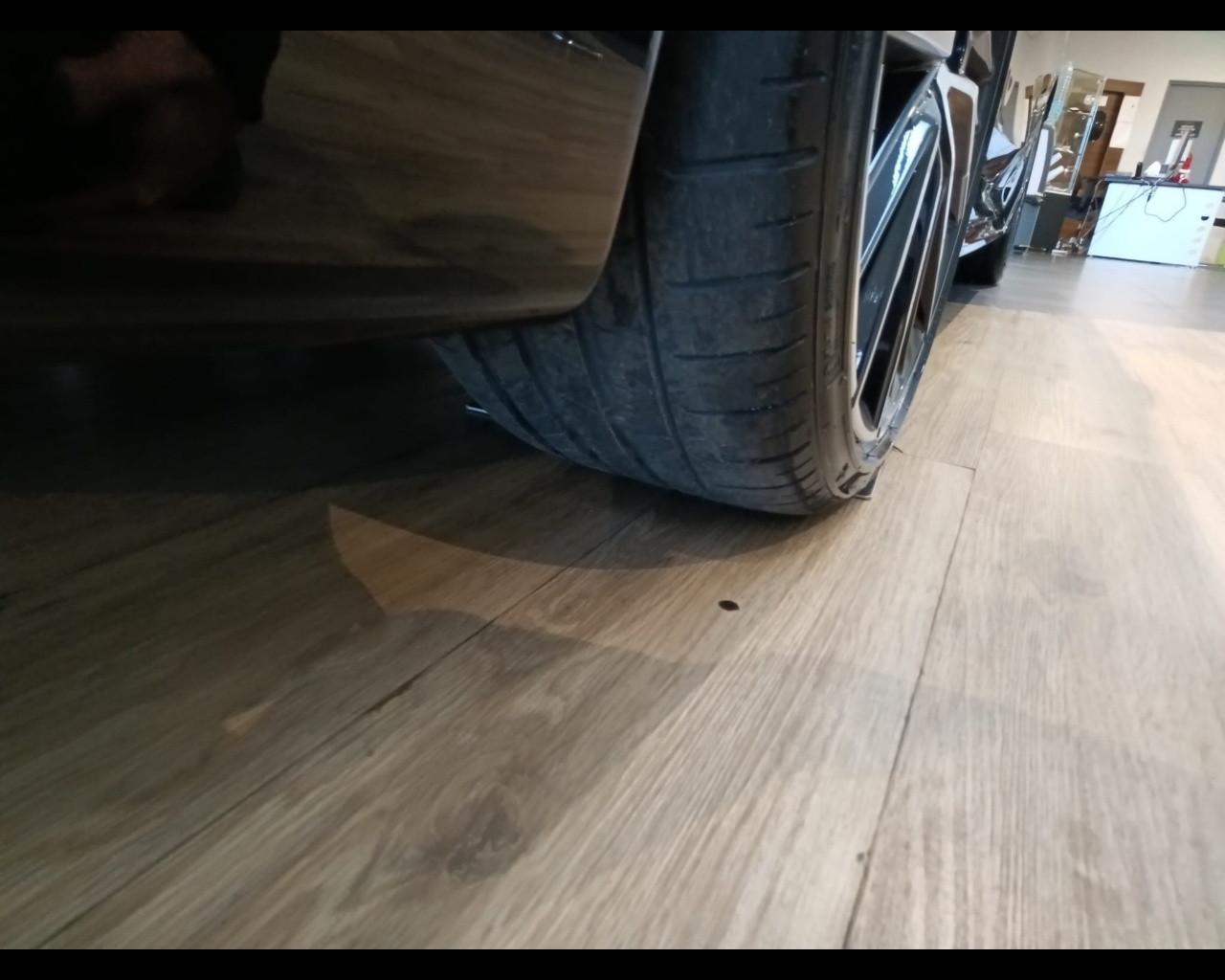 BMW Serie 1 F40 - 118d Msport auto