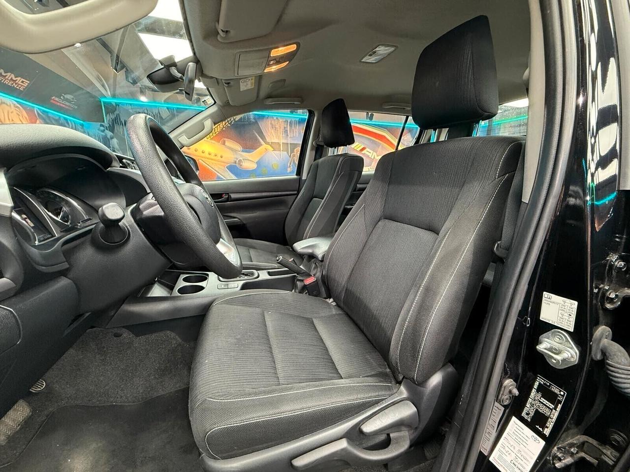 Toyota Hilux 2.4 D-4D A/T 4WD 4 porte Double Cab Comfort (886)