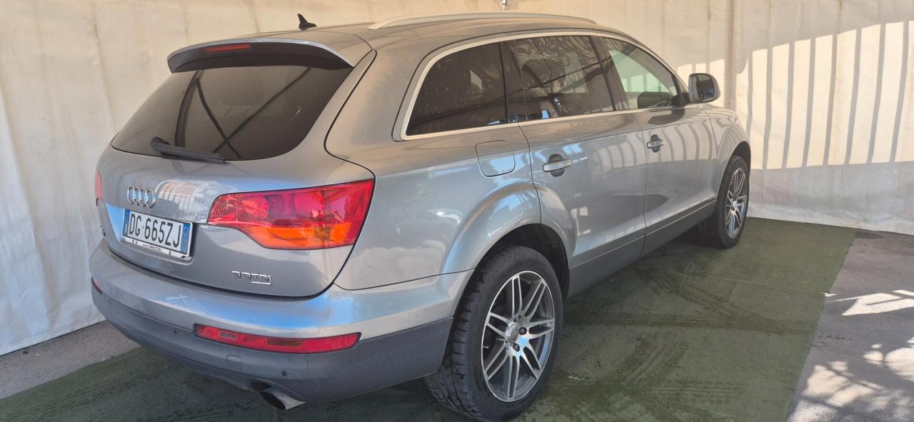 AUDI Q7 3.0TDI V6 233CV TIPTRONIC TettoP. 2007