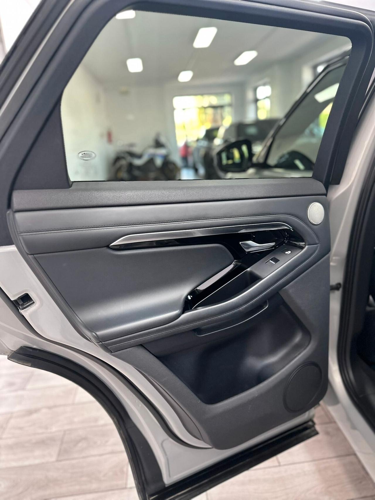 Range Rover Evoque 2.0D I4 240 CV AWD Auto R-Dynamic HSE 2020