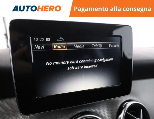 MERCEDES-BENZ GLA 180 d Sport