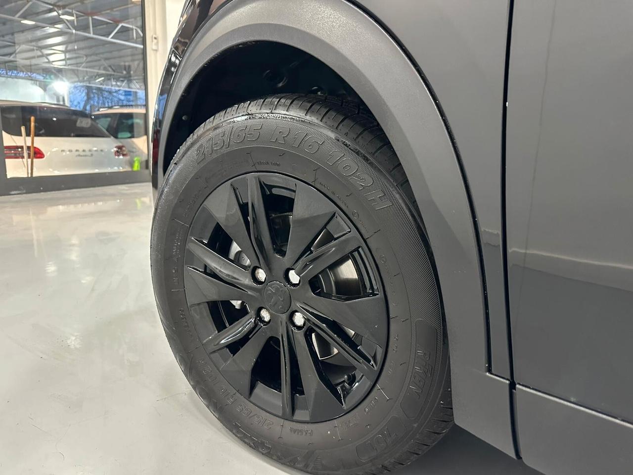 Peugeot 2008 PureTech 130 S&S EAT8 Active Pack