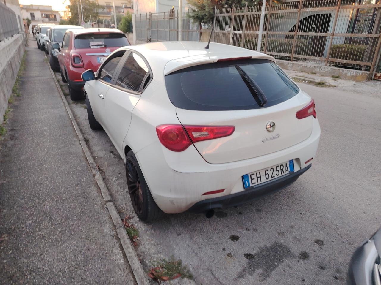 Alfa Romeo Giulietta 1.6 JTDm-2 105 CV Distinctive