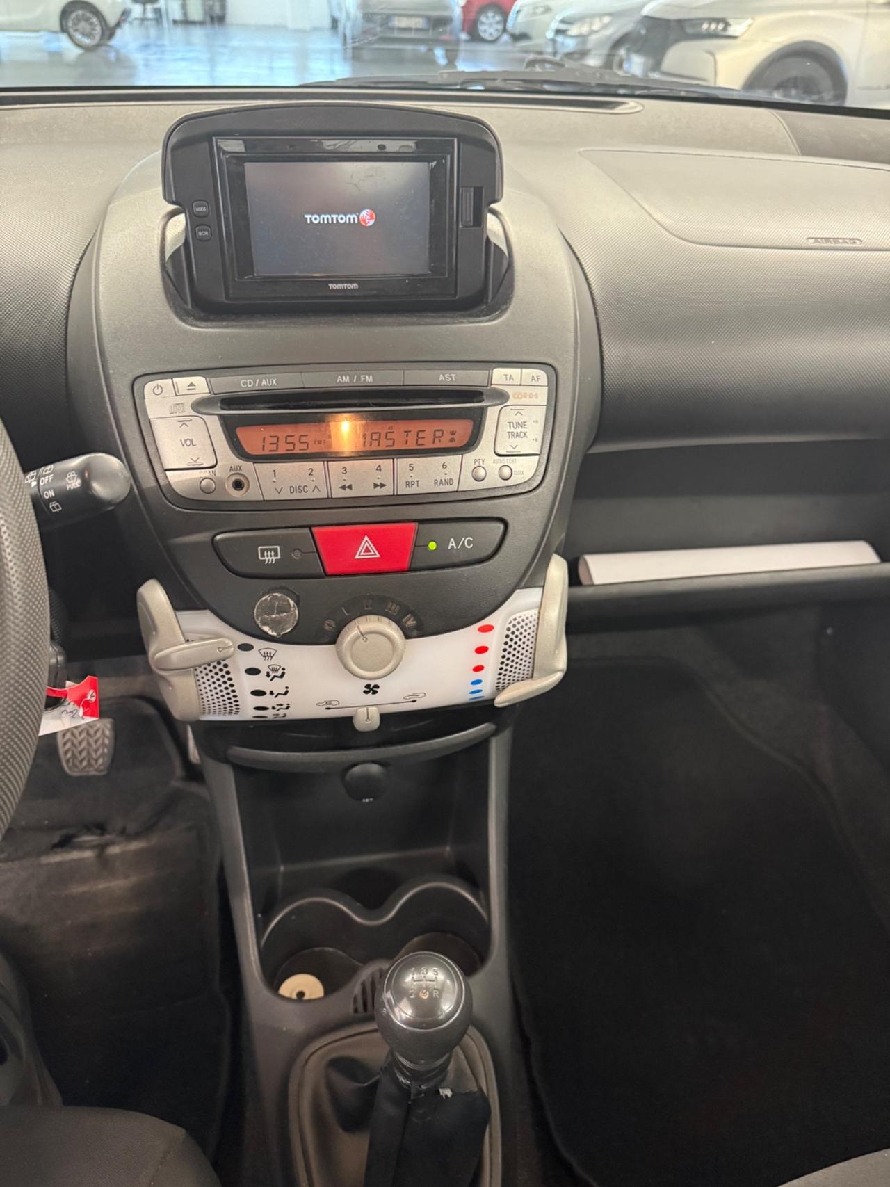 Toyota Aygo 1.0 12V VVT-i 5 porte Lounge Connect