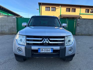 Mitsubishi Pajero 3.2 AUT. 7 POSTI GANCIO TRAINO