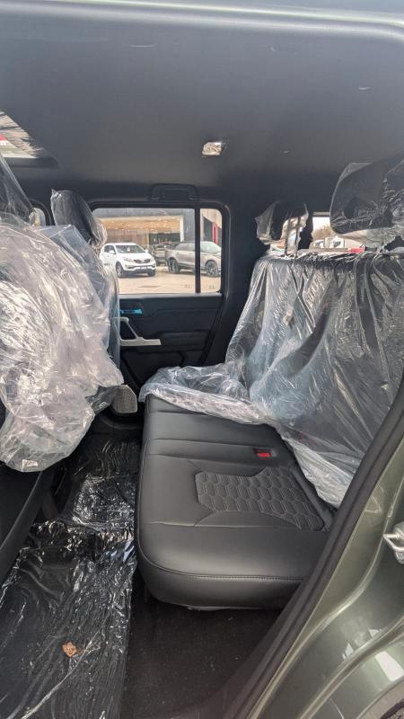 EMC 212 2.0 tgdi Adventurer 4wd 8at