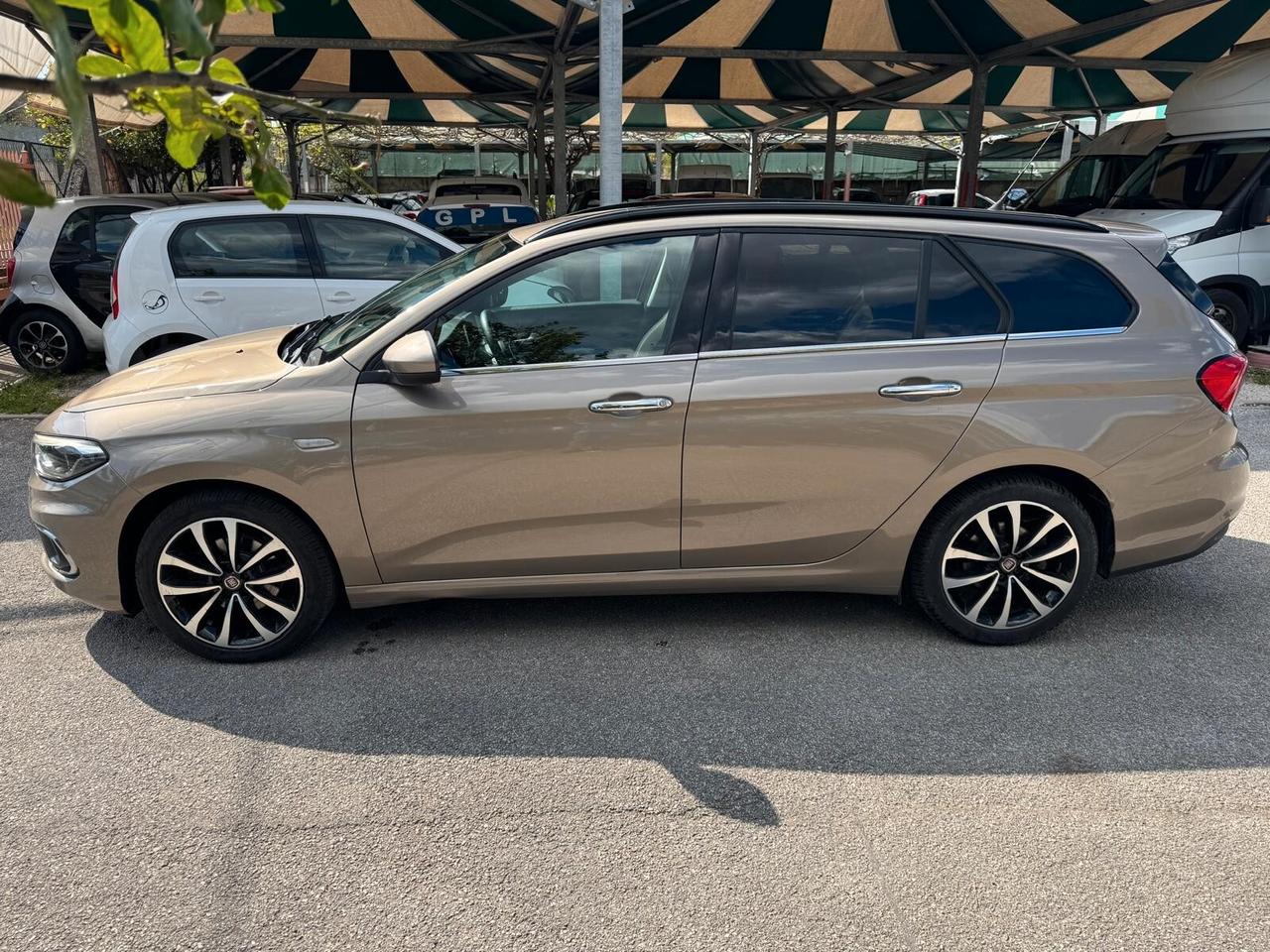 Fiat Tipo 1.4 SW Lounge GPL