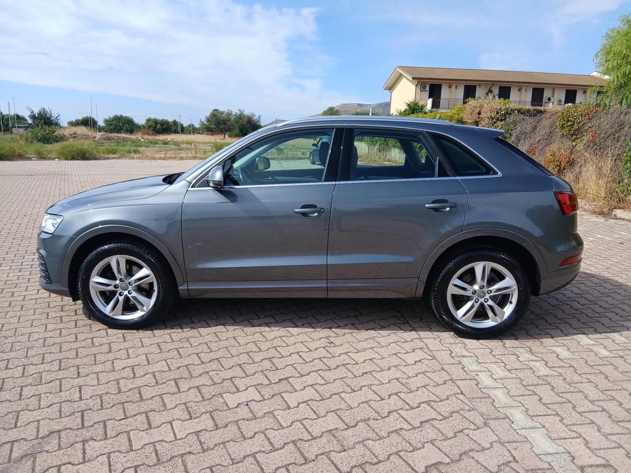 Audi Q3 2.0 TDI 120 CV