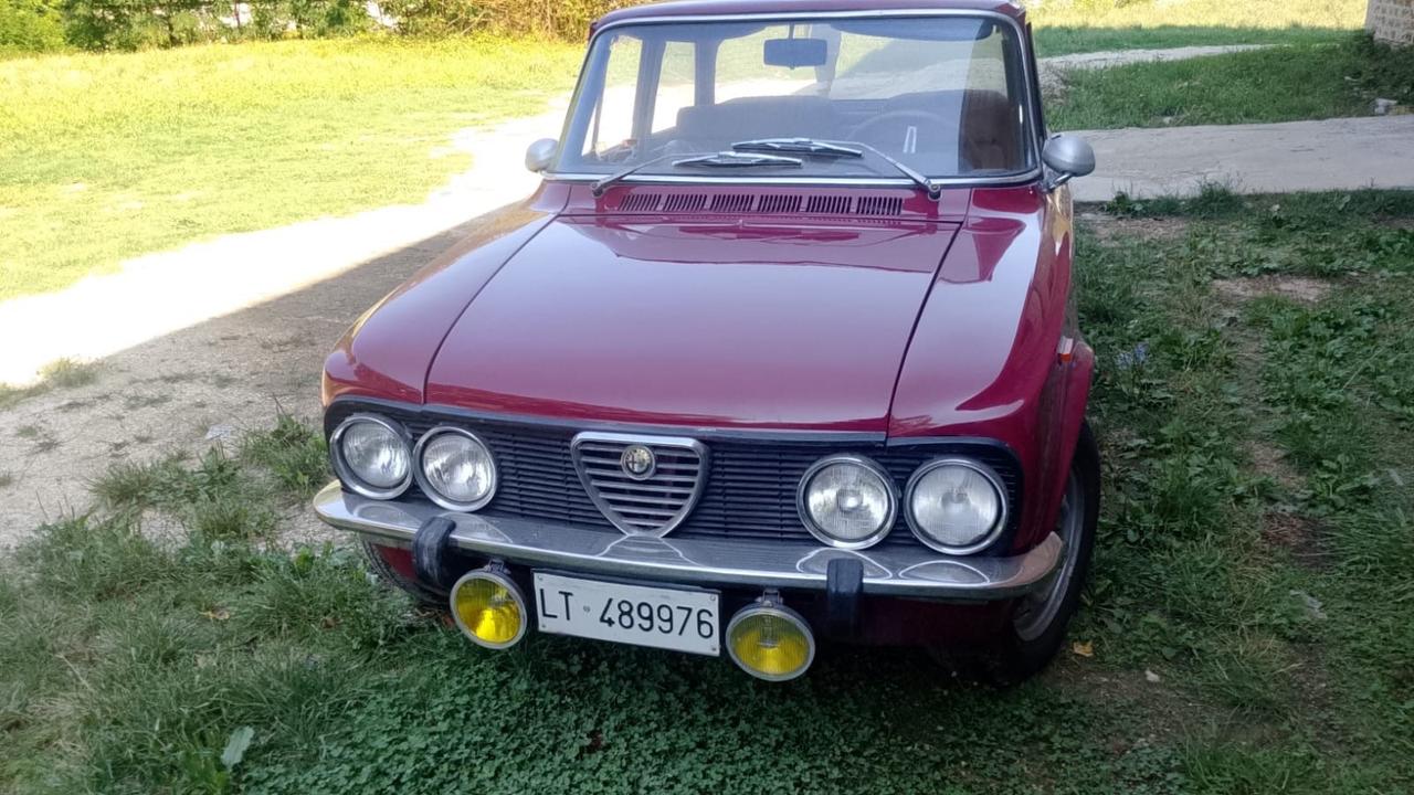 Alfa Romeo Giulia Nuova Super 1300 - 1974