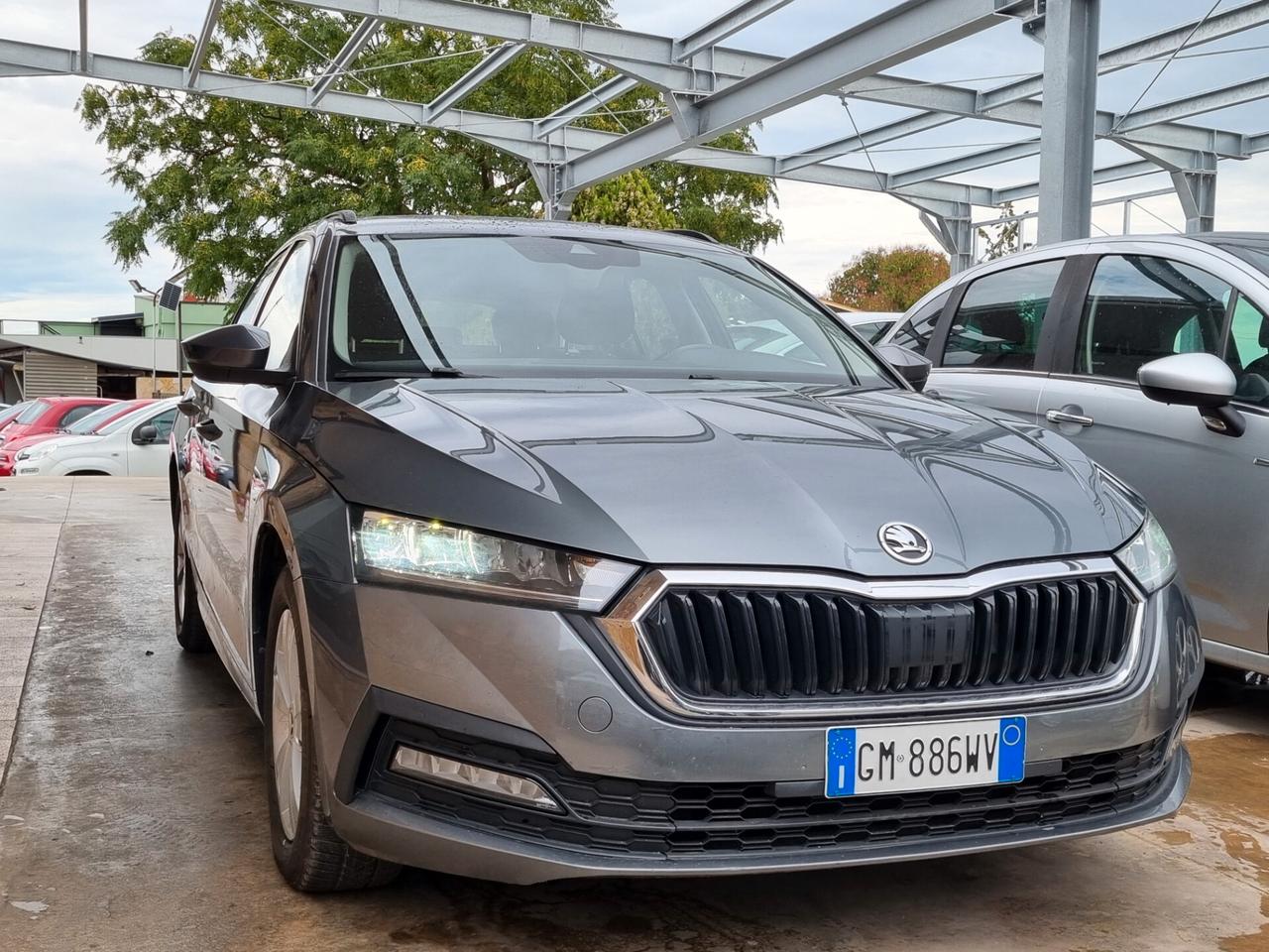 Skoda Octavia IV Wagon 2.0 tdi evo Ambition 115cv dsg
