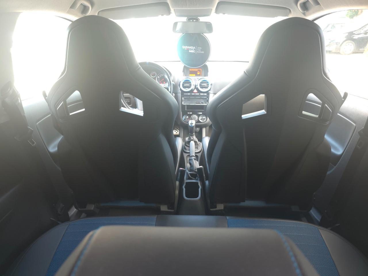 Opel Corsa 1.6 T 192CV 3 porte OPC