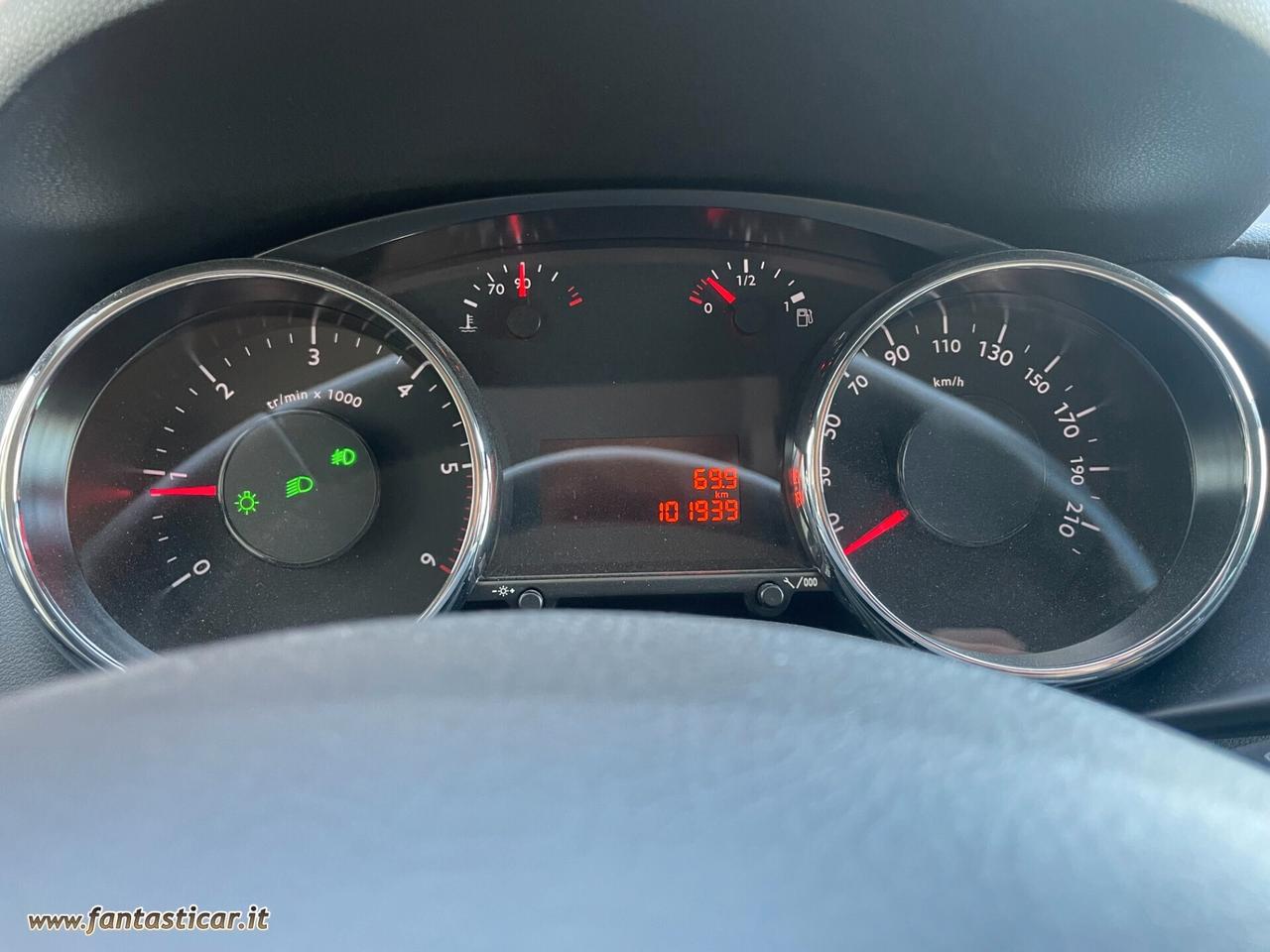Peugeot 3008 1.6 HDi 115CV Active