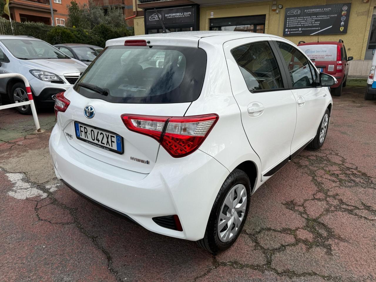 Toyota Yaris Hybrid *UNICO PROPRIETARIO