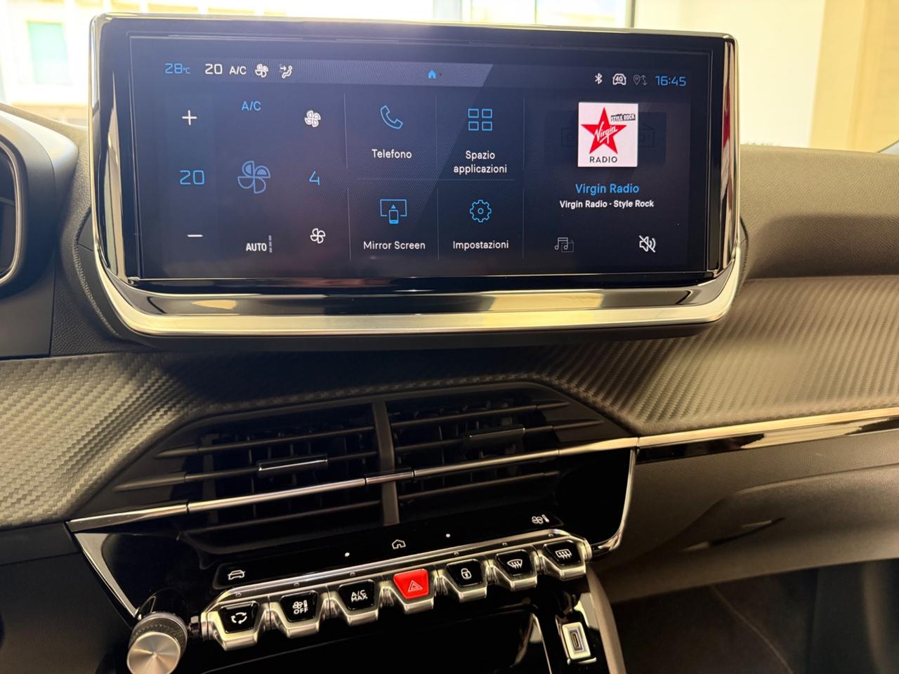 Peugeot 2008 PureTech 100 S&S Allure
