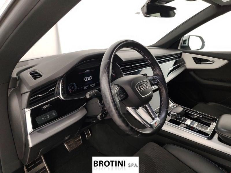 Audi Q8 50 TDI 286cv quattro tiptronic Sport