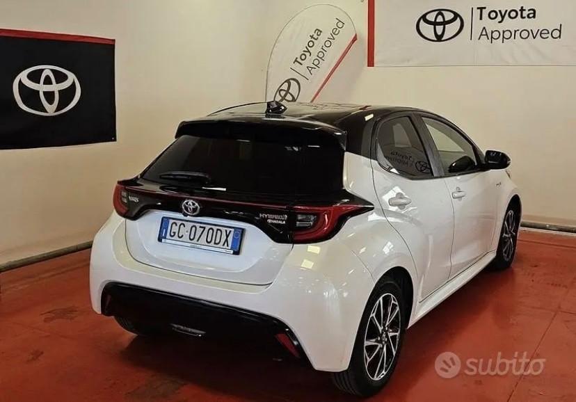 Toyota Yaris 1.5 Hybrid 5 porte Lounge