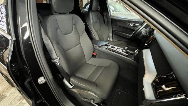 VOLVO XC60 B4 (d) AWD Geartronic Momentum