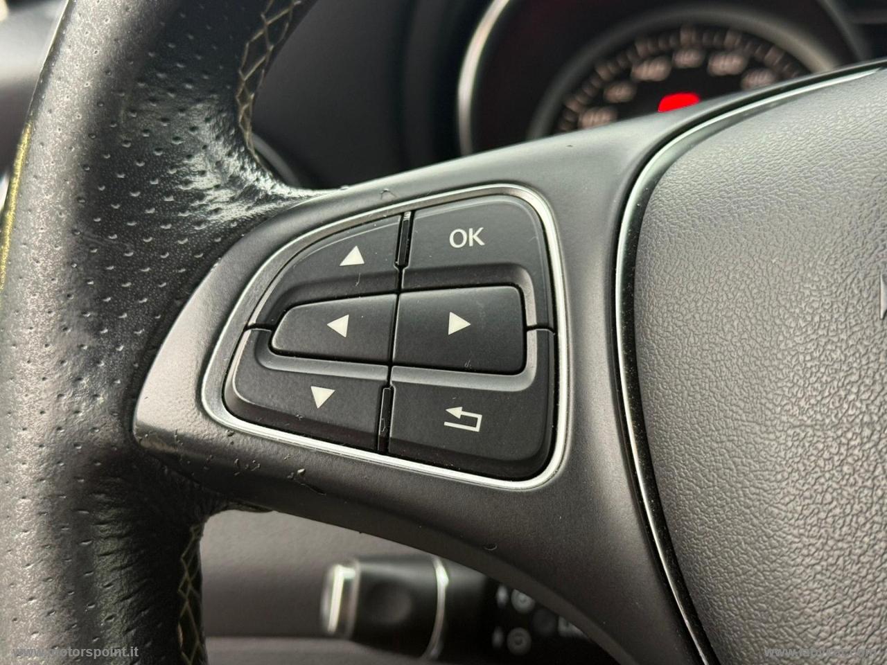 MERCEDES-BENZ GLA 180 CDI AUTOMATIC Sport