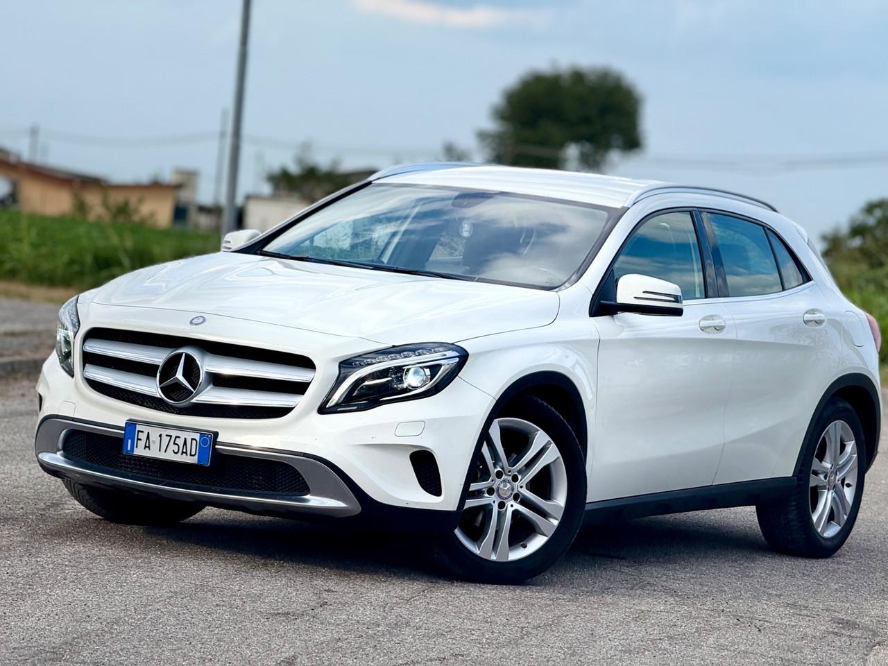 Mercedes-benz GLA 200 d Automatic Premium PLUS
