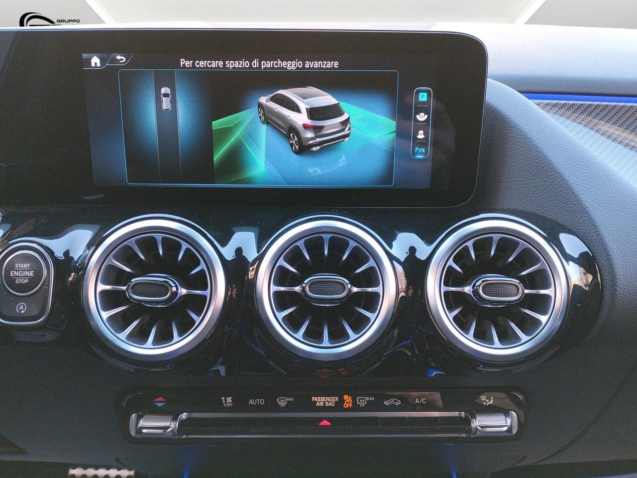 Mercedes-Benz GLA 200 d AMG Line Premium auto * SOLI 22.000 KM *