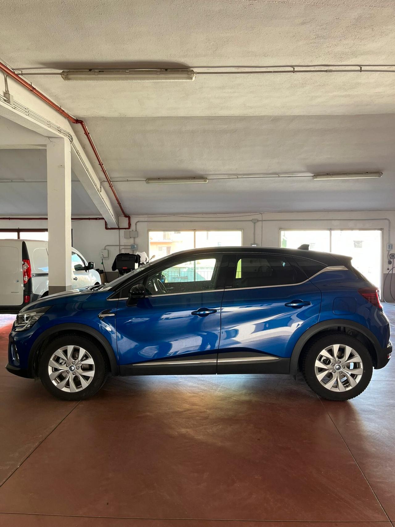 Renault Captur Plug-in Hybrid E-Tech 160 CV Intens