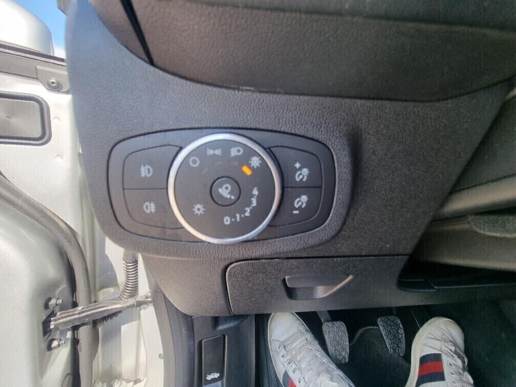 Ford Fiesta 1.5 TDCi 85CV-Vignale.-2018