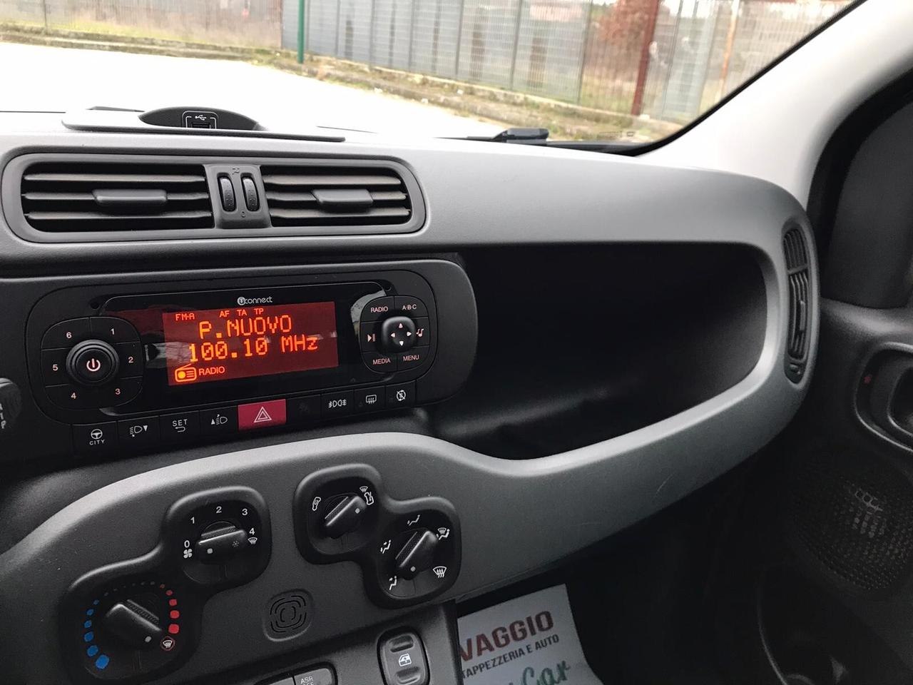 Fiat Panda 1.2 benzina 69 cv Lounge