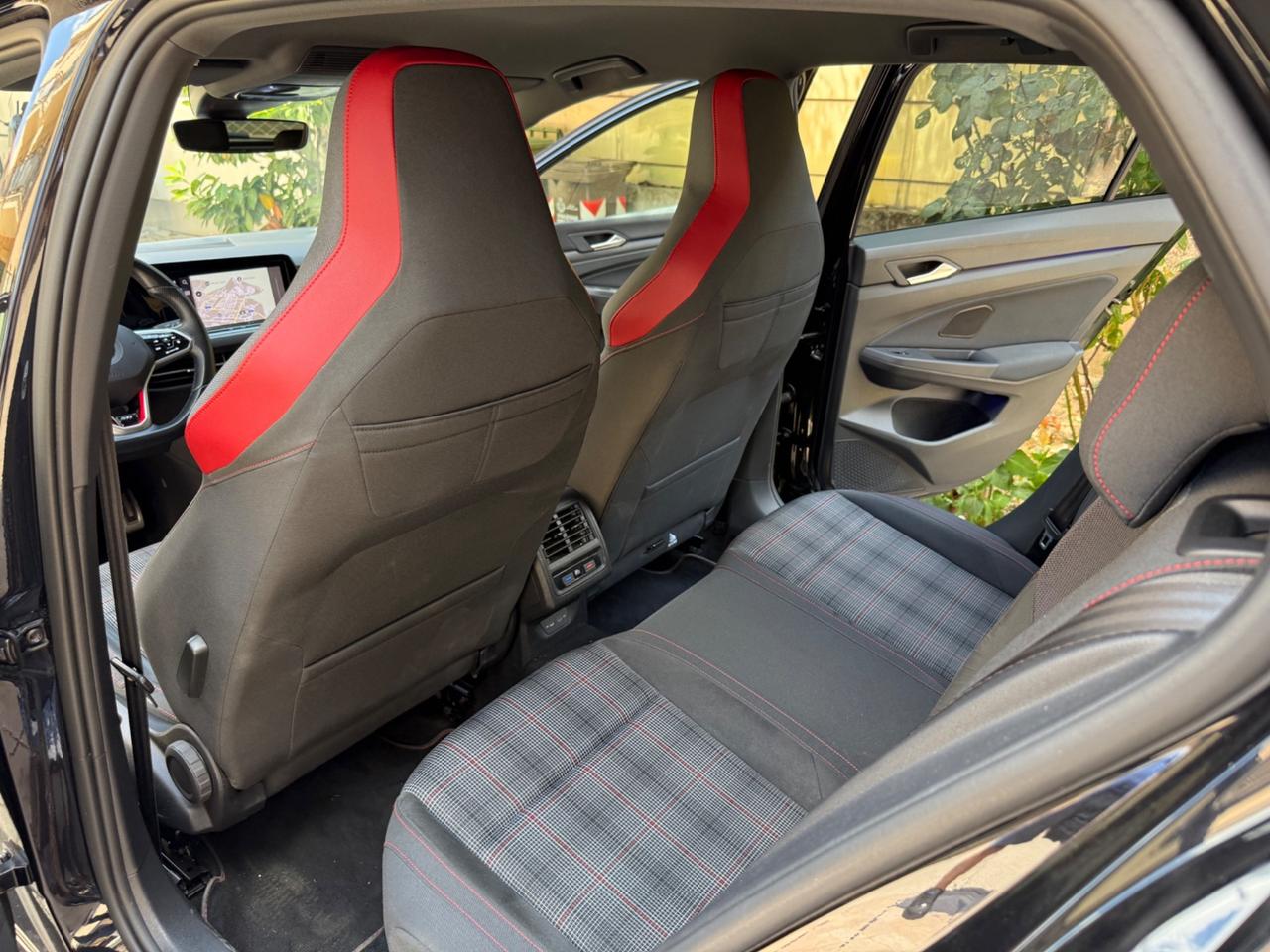 Volkswagen Golf GTI 2.0 TSI
