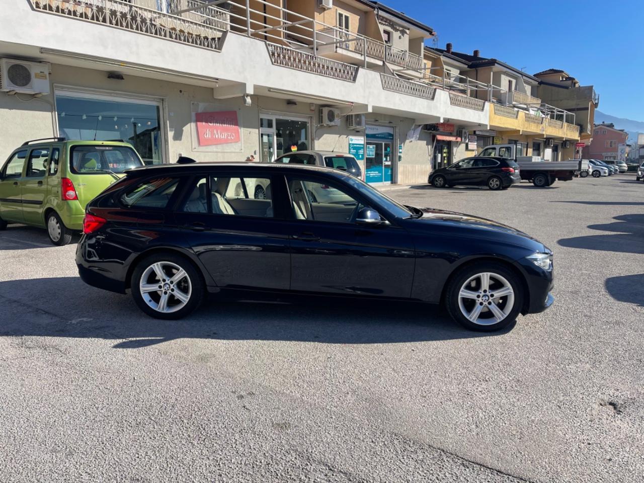 Bmw 320d xDrive Touring GARANZIA