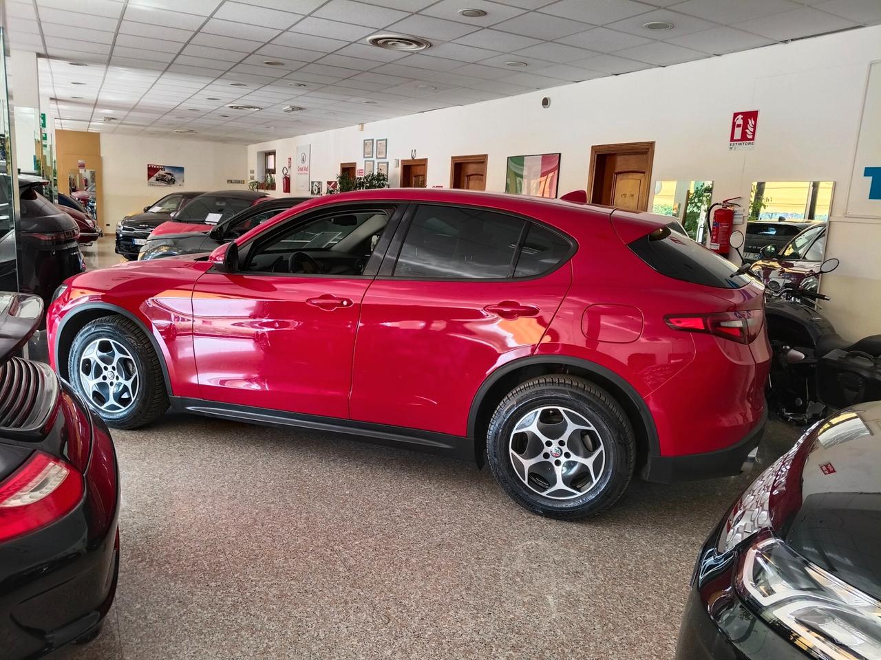 Alfa Romeo Stelvio 2.2 Turbodiesel 160 CV AT8 RWD Business