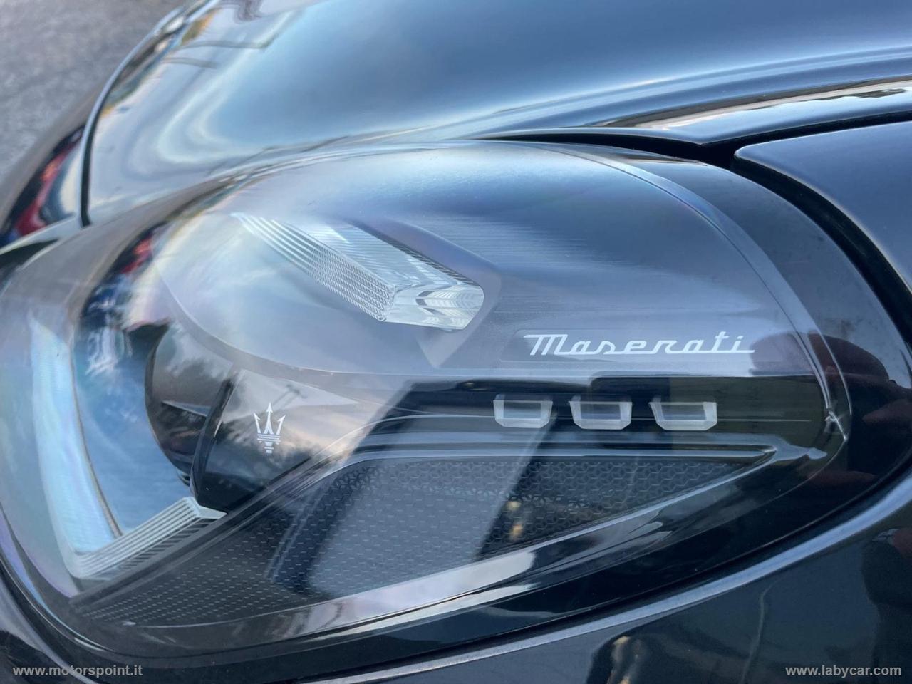 MASERATI 2.0 MHEV 300 CV GT SOLO 10.000 KM!!!